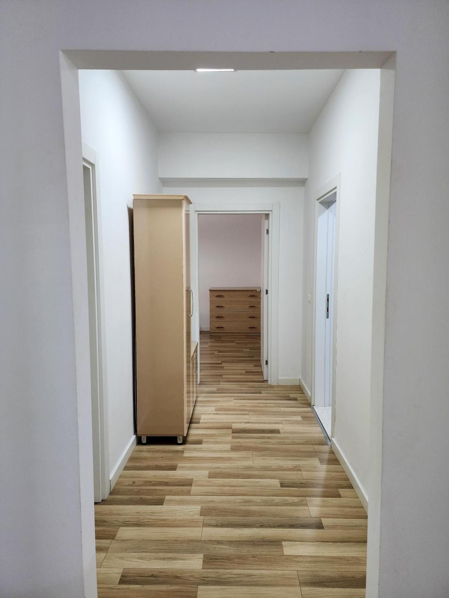 2e Myslym Shyri Apartment