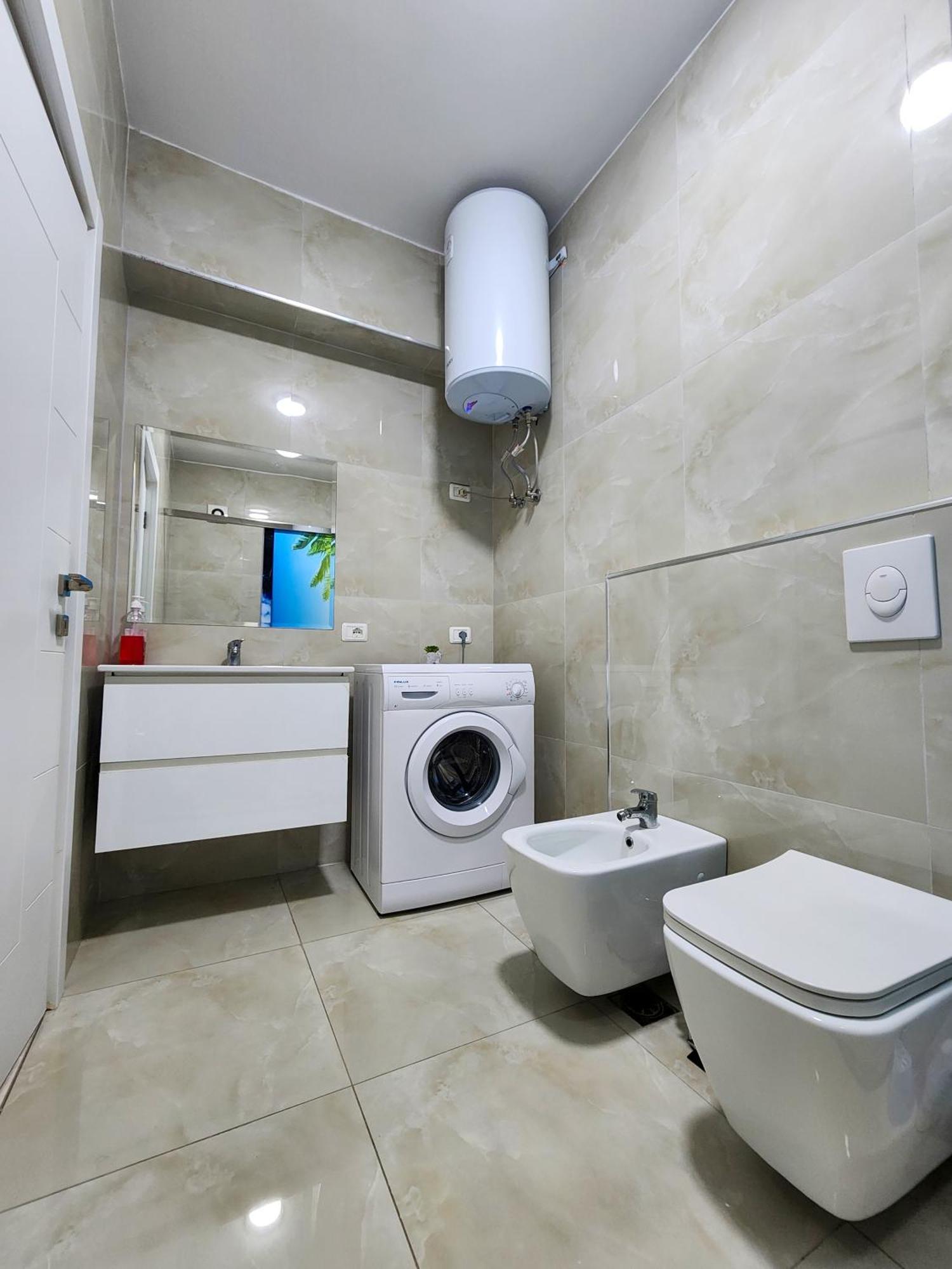 2e Myslym Shyri Apartment Tirana